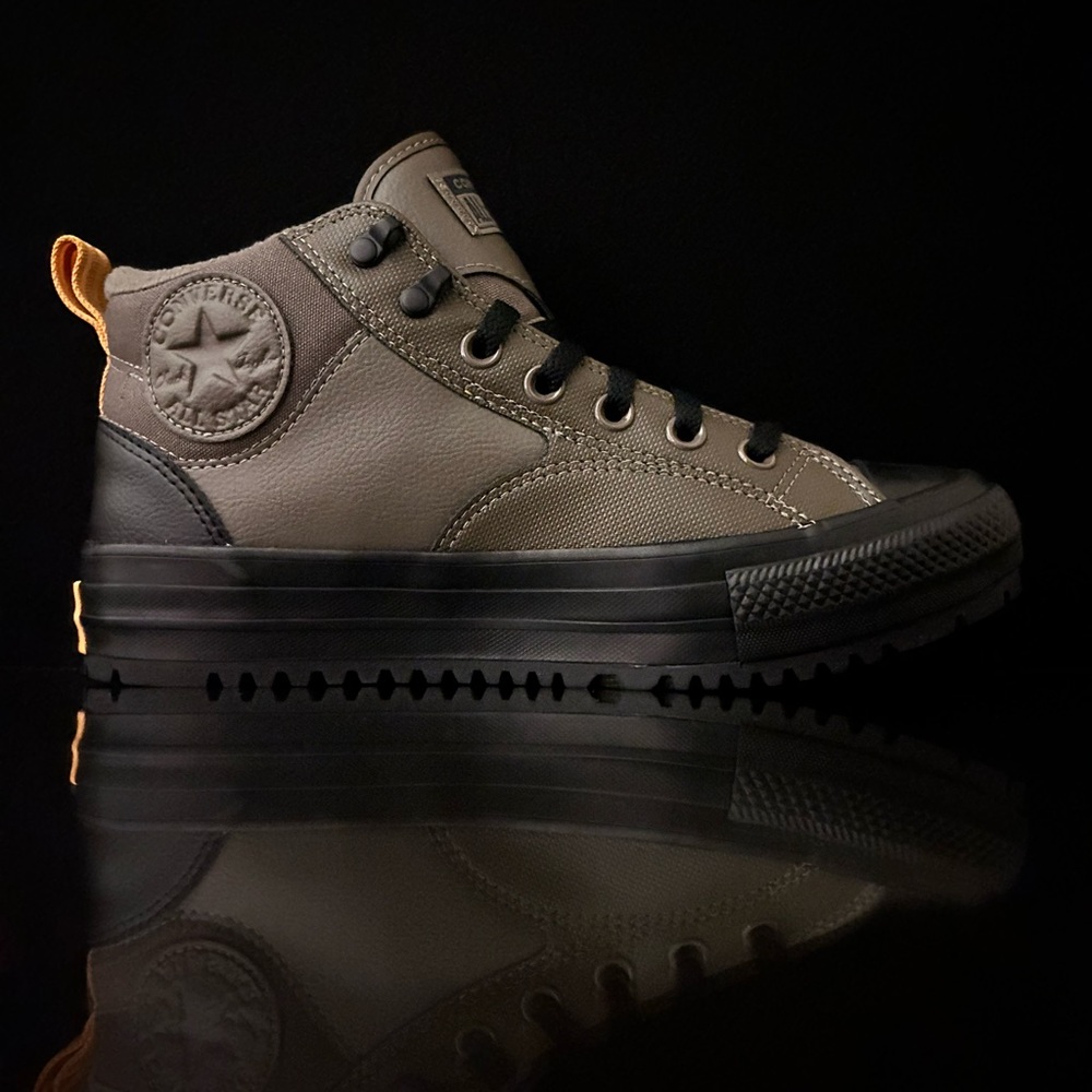 CONVERSE MID "OUTDOOR" BOOTS